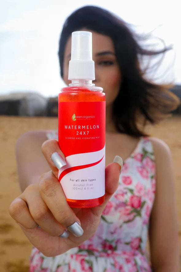 Watermelon 24×7 Glowing & Hydrating Mist Watermelon 24×7 Glowing & Hydrating Mist
